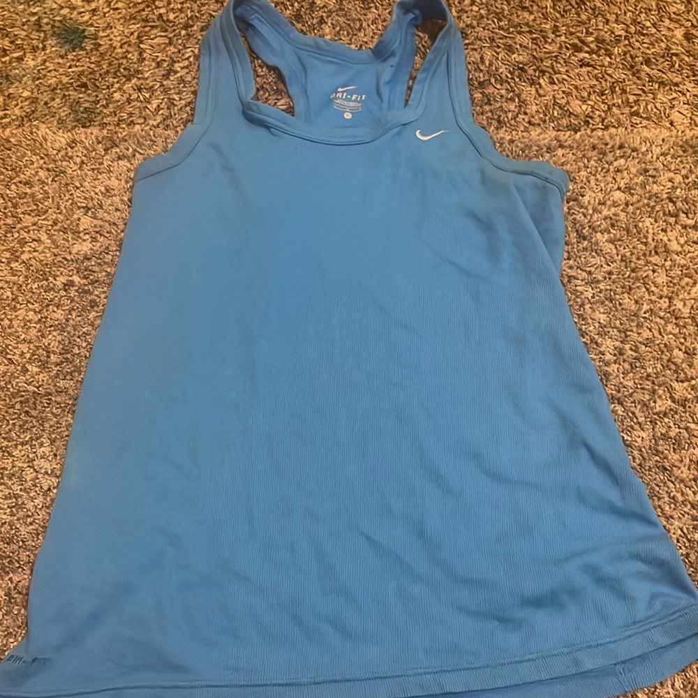 Nike tank top size large